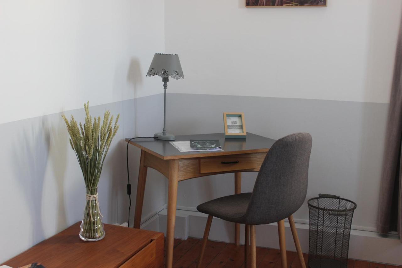 Maison D'Hotes La Poterne エペルネー エクステリア 写真