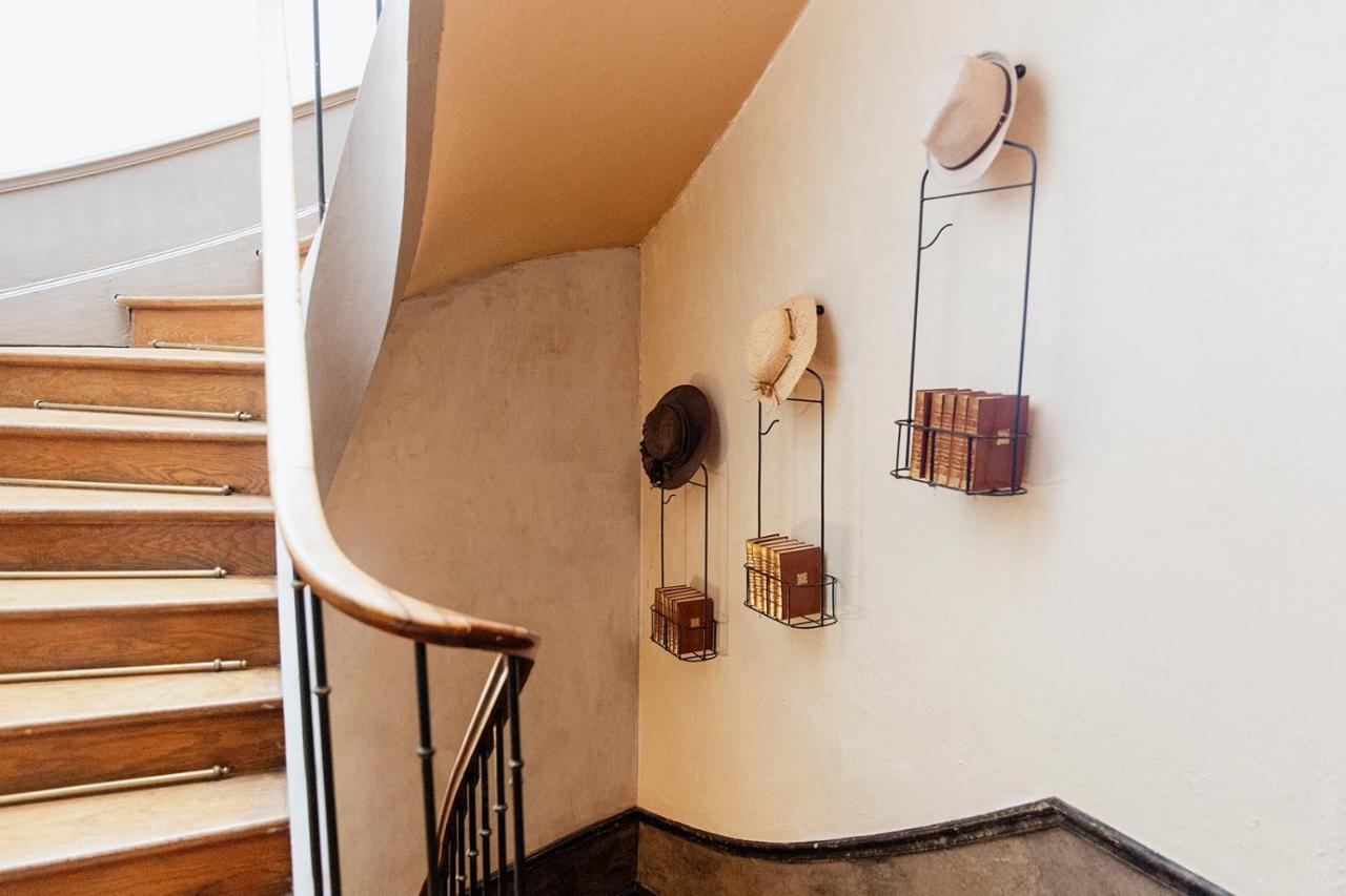 Maison D'Hotes La Poterne エペルネー エクステリア 写真